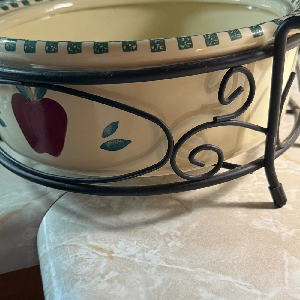 Apple Design Ceramic Casserole Dish with Stand